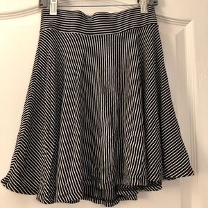 Women’s Black and white striped Decree skirt